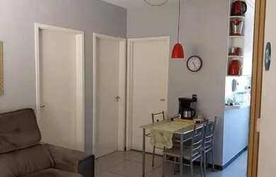 Imagem: A casa possui 2 Dormitórios, 1 Banheiro, 1 Vaga na garagem