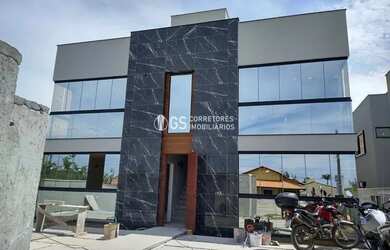 Imagem: O apartamento possui 4 Dormitórios, 2 Banheiros, 1 Vaga na