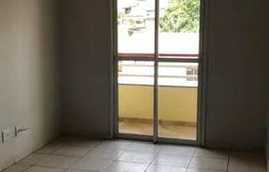 Imagem: O apartamento possui 3 Dormitórios, 1 Banheiro, 1 Vaga na garagem