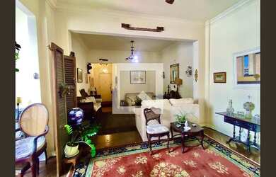 Imagem: O apartamento possui 3 Dormitórios, 2 Banheiros, 1 Vaga na