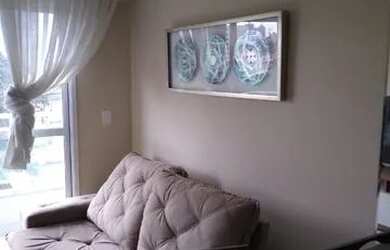 Imagem: O apartamento possui 2 Dormitórios, 1 Banheiro, 2 Vagas na