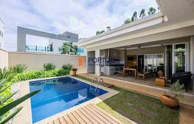 Imagem: A casa em condomínio possui 3 Dormitórios, 4 Banheiros, 4