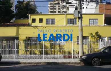 Imagem: A casa para alugar possui 3 Dormitórios, 5 Banheiros, 5 Vagas