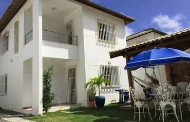 Imagem: A casa em condomínio possui 4 Dormitórios, 3 Banheiros, 4