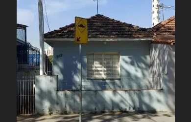 Imagem: A casa possui 2 Dormitórios, 1 Banheiro, 55m² de Área e