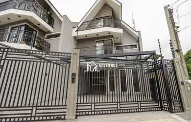 Imagem: A casa em condomínio possui 3 Dormitórios, 4 Banheiros, 3