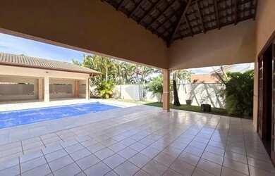 Imagem 9: Aluga-se casa térrea, com 4 suítes, ar condicionado, e piscina - Condomínio Vista Alegre S