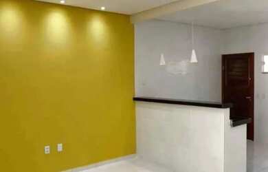 Imagem: A casa possui 3 Dormitórios, 2 Banheiros, 3 Vagas na garagem