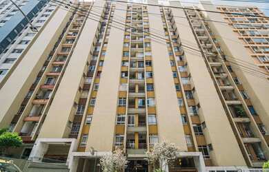 Imagem: O apartamento possui 3 Dormitórios, 2 Banheiros, 1 Vaga na