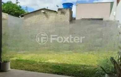 Imagem: A casa possui 2 Dormitórios, 1 Banheiro, 2 Vagas na garagem