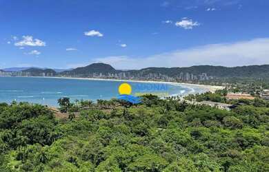 Imagem: O apartamento possui 3 Dormitórios, 5 Banheiros, 3 Vagas na