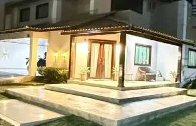 Imagem: A casa em condomínio possui 5 Dormitórios, 5 Banheiros, 2