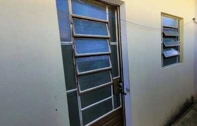 Imagem: O apartamento possui 1 Dormitório, 1 Banheiro e está localizado