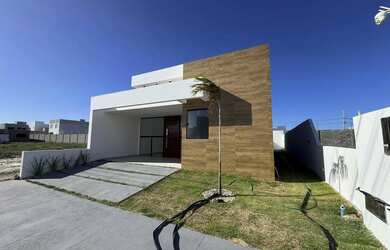 Imagem: A casa em condomínio possui 3 Dormitórios, 3 Banheiros, 4