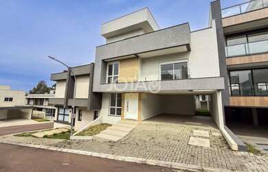 Imagem: A casa em condomínio possui 3 Dormitórios, 5 Banheiros, 4