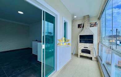 Imagem: A casa possui 3 Dormitórios, 2 Banheiros, 1 Vaga na garagem