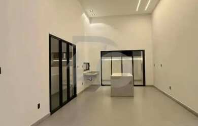 Imagem: A casa em condomínio possui 3 Dormitórios, 3 Banheiros, 4