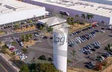 Imagem: O depósito possui 5 Vagas na garagem, 3.435m² de Área e