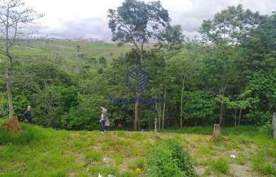 Imagem: O terreno possui 252m² de Área, Imóvel novo e está localizado