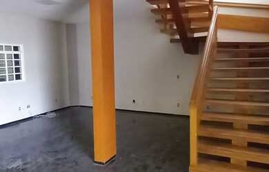 Imagem 5: Sobrado residencial próx. ao posto Brasília