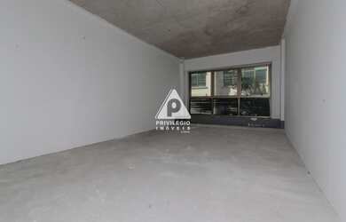 Imagem: O depósito possui 32m² de Área e está localizado em Jacarepaguá