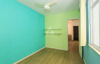 Imagem 9: CASA DE VILA EM BOTAFOGO. Churrasqueira, Ar-condicionado, 145m² de Áreae3...