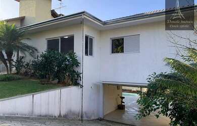 Imagem: A casa em condomínio possui 3 Dormitórios, 5 Banheiros, 5