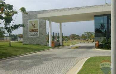 Imagem: O terreno possui 369m² de Área e está localizado em Eusébio