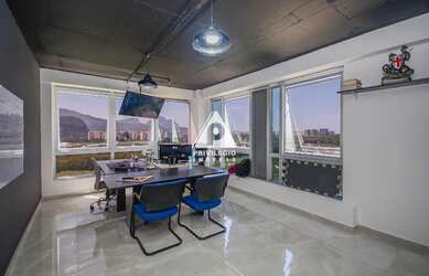 Imagem: O depósito possui 1 Vaga na garagem, 32m² de Área e está