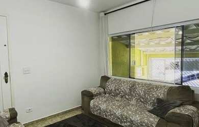 Imagem: A casa possui 2 Dormitórios, 1 Banheiro, 90.000m² de Área