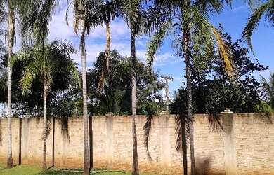 Imagem: A chácara possui 700m² de Área e está localizado em Centro