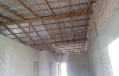 Imagem: A casa à venda possui 2 Dormitórios e 1 Banheiro e está localizado