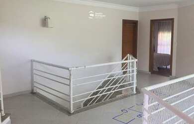 Imagem 7: Casa de Condomínio com 3 suítes à Venda no Arujá Country Club, 300...