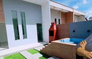 Imagem: A casa possui 3 Dormitórios, 2 Banheiros, 1 Vaga na garagem