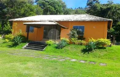 Imagem: O terreno possui 333m² de Área e está localizado em Ipiíba