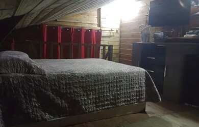 Imagem 2: Aluga-se. 6m² de Área, 1 Banheiroe1 Dormitório