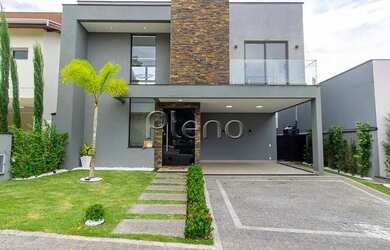 Imagem: A casa em condomínio possui 5 Dormitórios, 2 Banheiros, 4