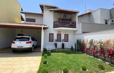 Imagem: A casa em condomínio possui 3 Dormitórios, 4 Banheiros, 4