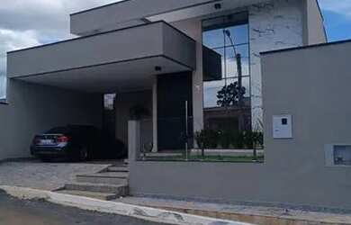 Imagem: A casa em condomínio possui 3 Dormitórios, 5 Banheiros, 2