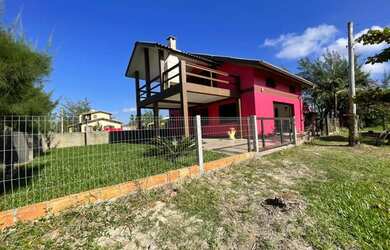 Imagem 1: Casa á venda - Balneário Praia Azul em Arroio do Sal - RS