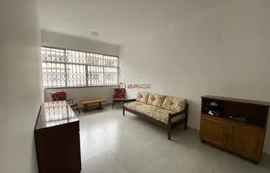 Imagem: O apartamento possui 2 Dormitórios, 1 Banheiro e 75m² de Área