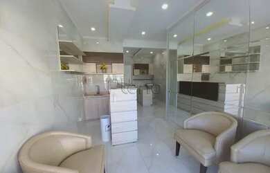 Imagem: O depósito possui 1 Vaga na garagem, 84m² de Área e está