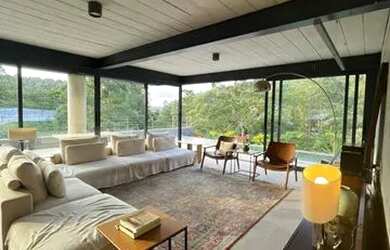 Imagem: A casa em condomínio possui 5 Dormitórios, 5 Banheiros, 3