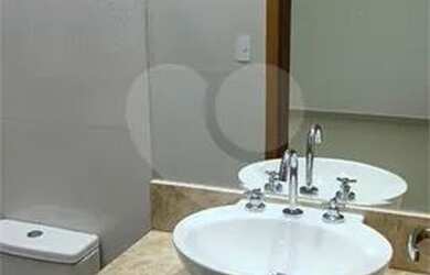 Imagem 13: Linda casa alto padrão disponivel para venda no Condomínio Ouroville...