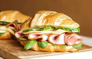 Imagem: O depósito possui 150m² de Área e está localizado em Centro