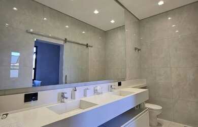 Imagem 13: Casa alto padrão em Bragança Paulista - Cond Vale das Águas, em frente...