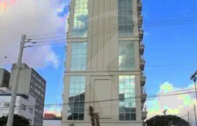 Imagem: O depósito possui 5 Vagas na garagem, 185m² de Área e está