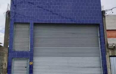 Imagem: O depósito possui 2 Vagas na garagem, 200m² de Área e Imóvel