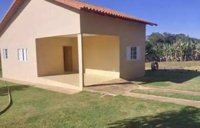 Imagem: A chácara possui 3900m² de Área e está localizado em Itapoã