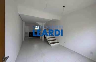 Imagem: A casa em condomínio possui 2 Dormitórios, 2 Banheiros, 2